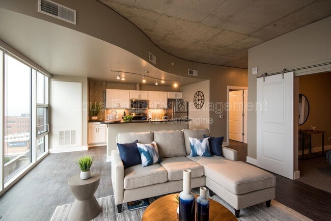 155 W Michigan Ave Unit 905