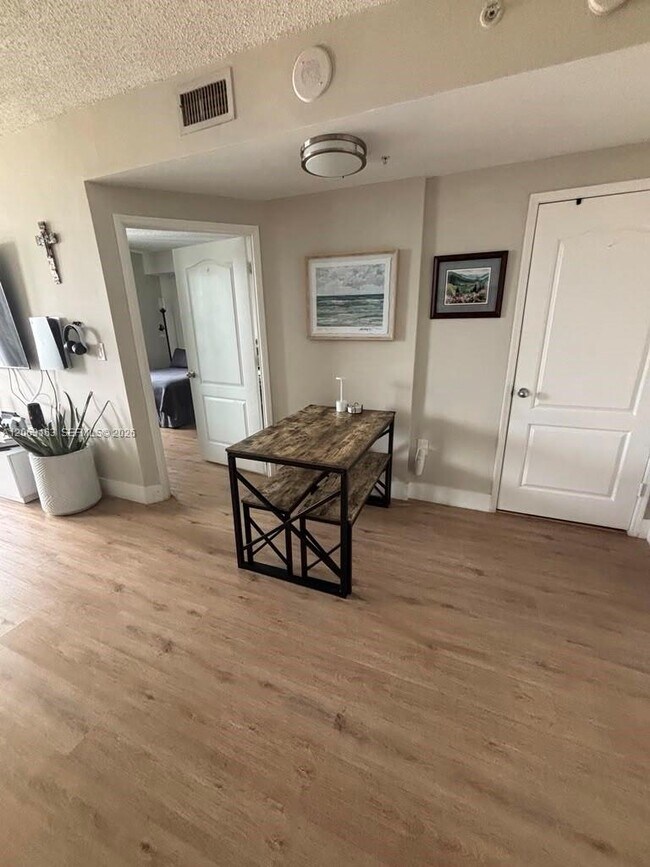 5077 NW 7th St Unit TS16 (1716)