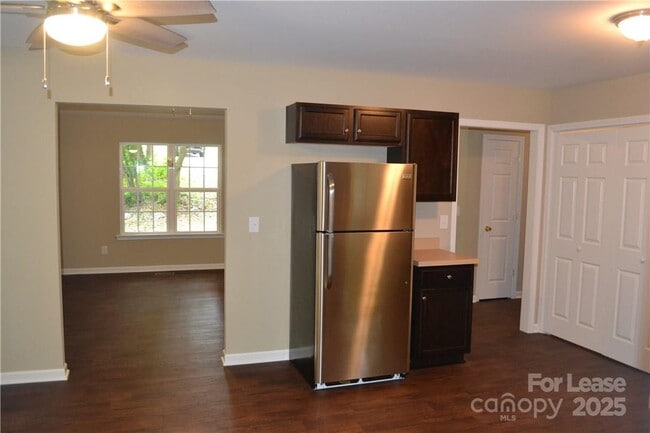 Photo - 2919 Archdale Dr