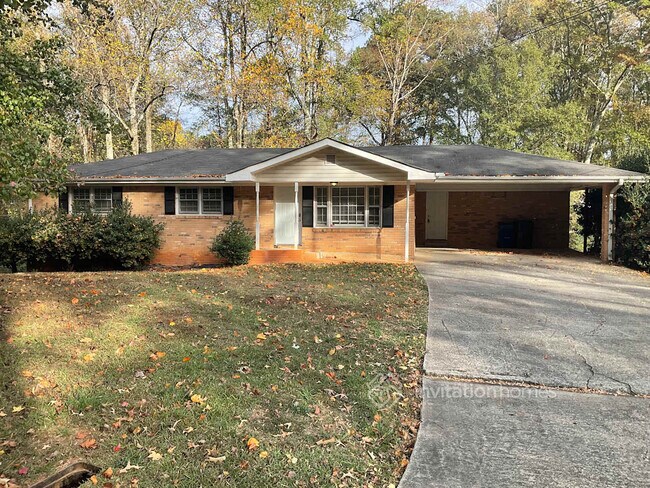 Photo - 2926 Pine Hill Dr