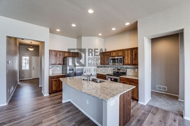 Photo - 604 Rosedale St