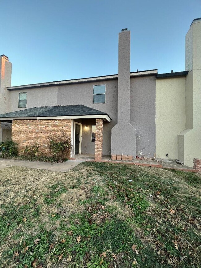 Photo - 8639 Knoxville Dr