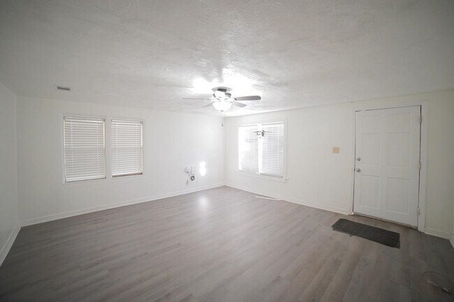 Photo - 1228 Alabama St