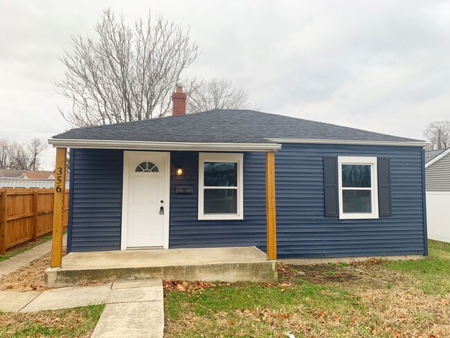 Remodeled throughout...356 E Edwardsville ... - Remodeled throughout...356 E Edwardsville ... House