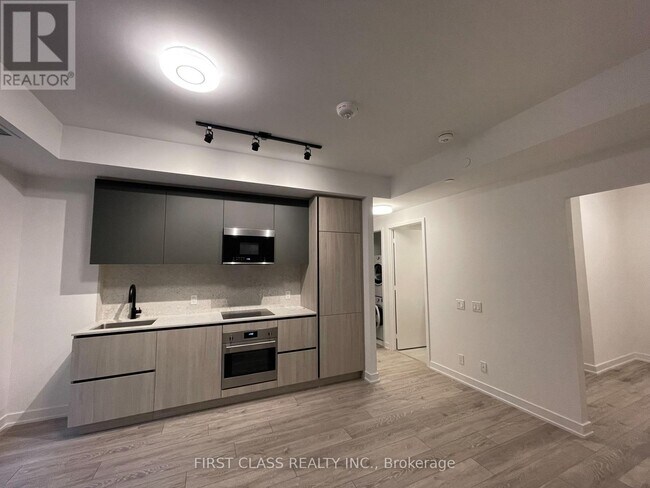 Photo - 108 Peter St Unit 609