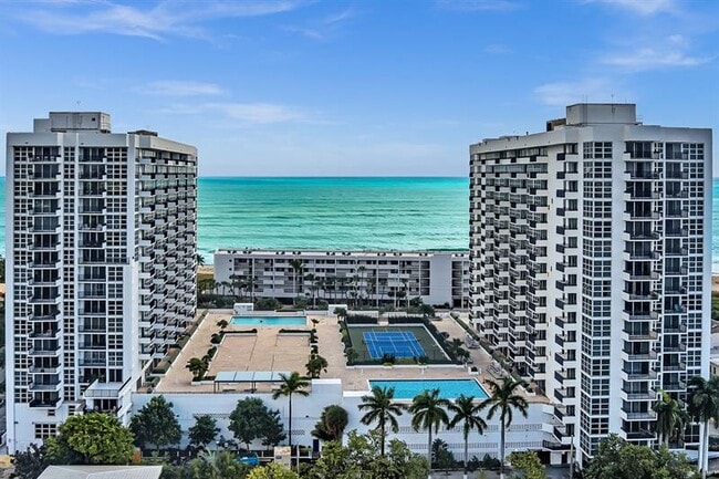 Photo - 525 N Ocean Blvd Unidad 624