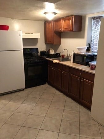 Photo - 164 Cottage St Apartment Unit 1