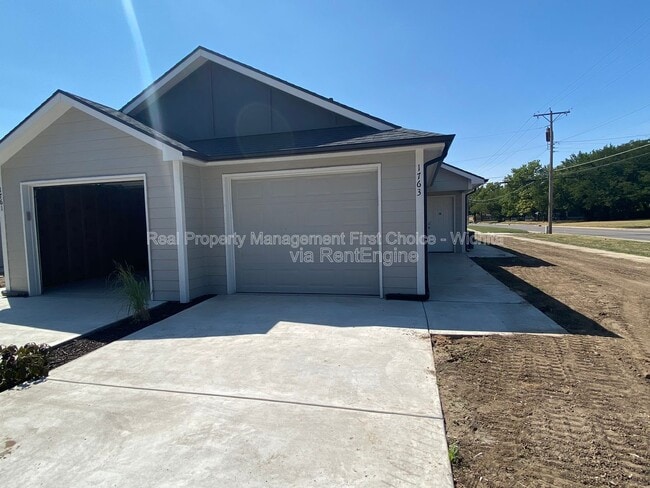 Building Photo - 1763 N Minnesota St