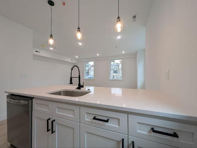 Photo - 835 N 63rd St Unidad 1