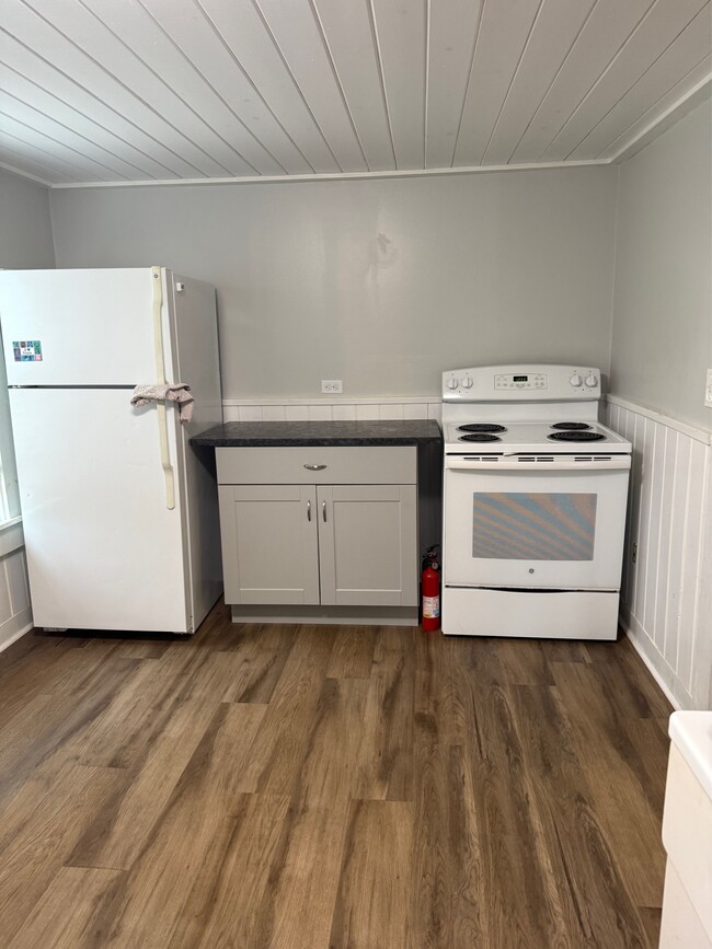 Photo - 744 Milan Rd