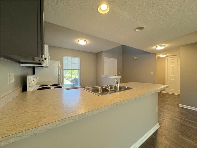 Photo - 35 Captains Cove Ln