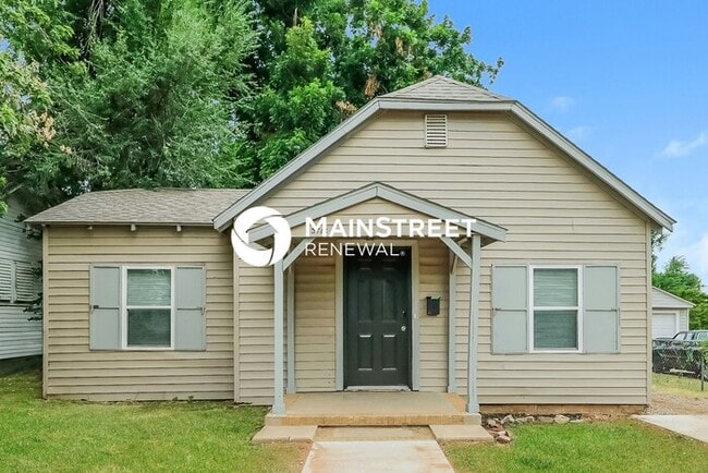 Building Photo - 2 Bedroom Pet-Friendly Home in Oklahoma Ci...