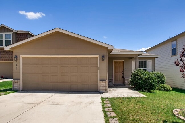 beautifully maintained 3-bedroom, 2-bathro... - beautifully maintained 3-bedroom, 2-bathro... House