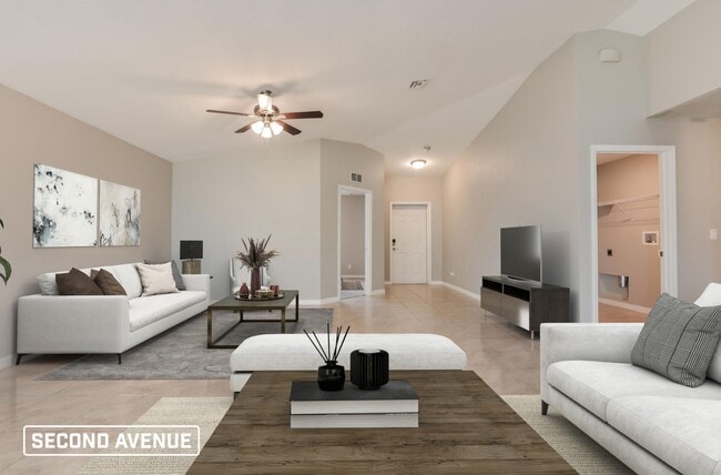 Photo - 1576 Summit Rd