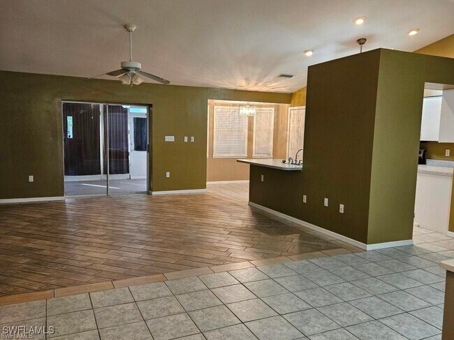 Photo - 5543 Berryman St