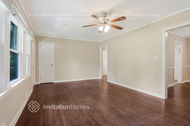 Photo - 2710 Ellen Way