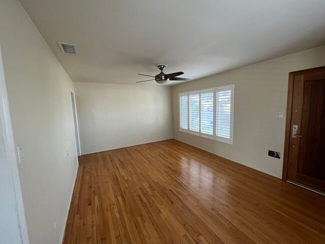 Photo - 1133 W Crestwood Ave