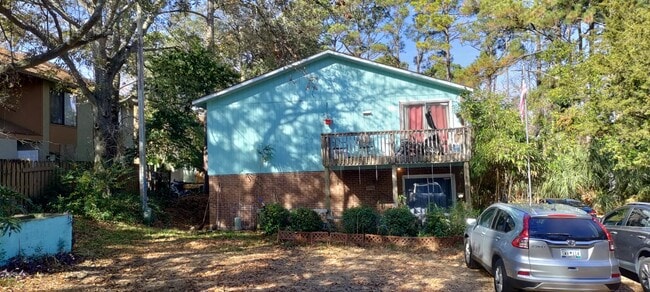 Building Photo - 6505 Hawthorne Ln