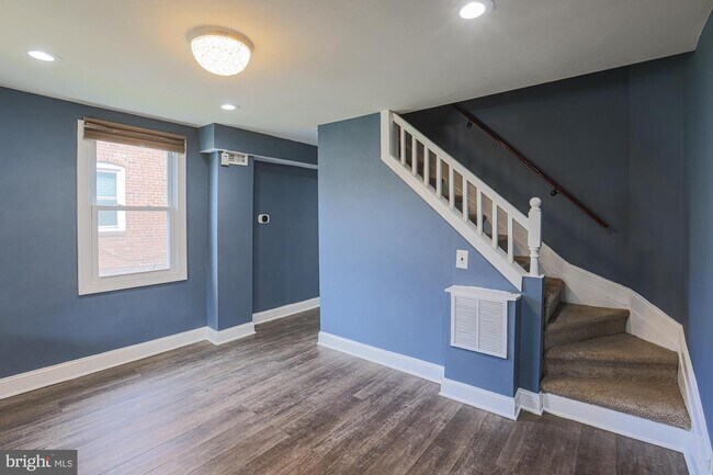 Photo - 2819 Bookert Dr