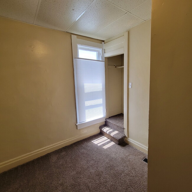 Photo - 4 bed w/ fence!