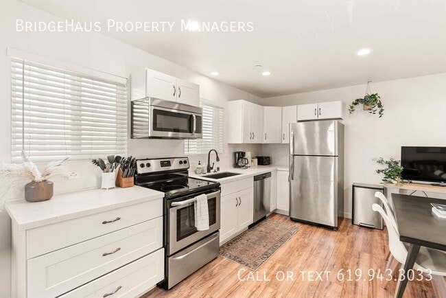 Photo - 3767 32nd St