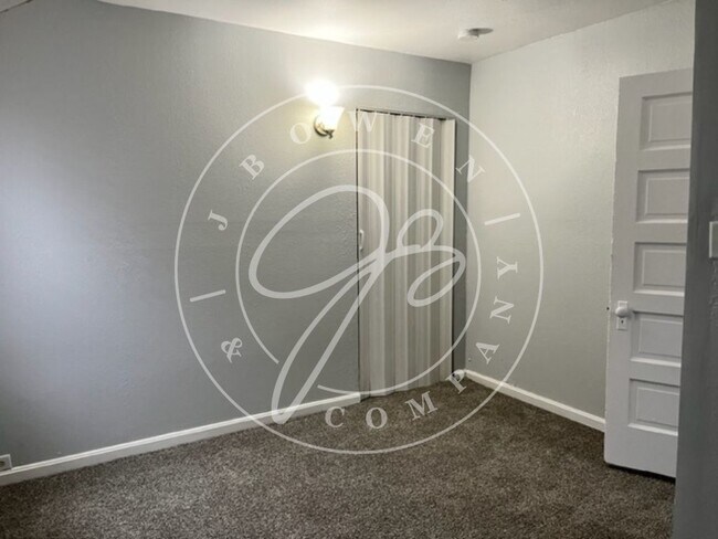 Photo - Beautiful 2 bedroom home in West Toledo