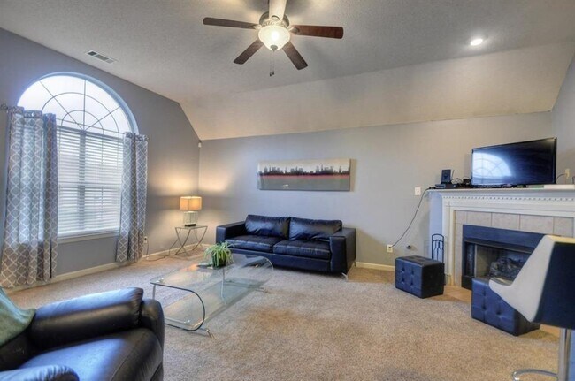 Photo - 1496 Beringer Dr