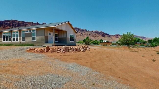 Brand New Stand Alone Home - Brand New Stand Alone Home