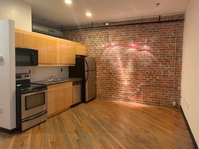 Photo - 1318 W. Broad St.