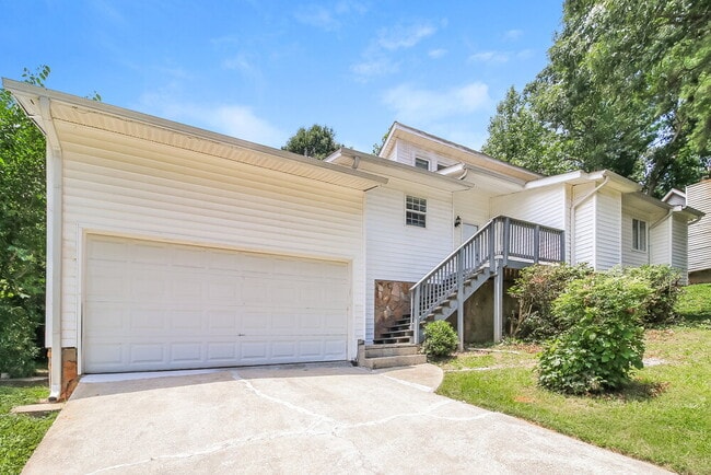 Photo - 9227 Chestnut Lake Dr