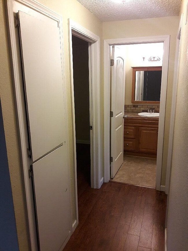 Cottonwood Manor Apartments - Albany OR - Hallway Storage - Cottonwood Manor