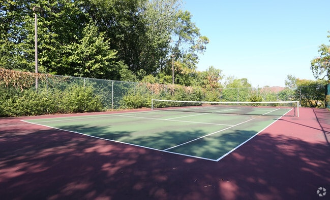 Charter Oaks Apartments