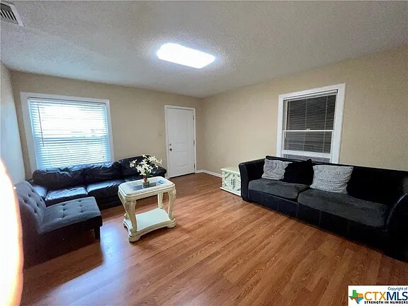 Photo - 2905 Taft St