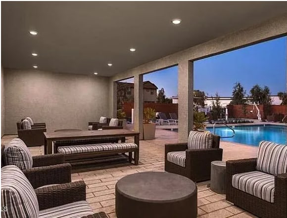 Photo - 1111 W Diamondback Dr