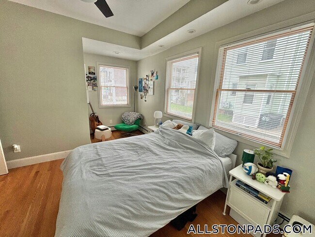 Photo - 77 Easton St Unit 1