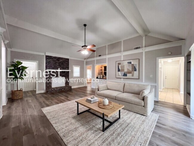 Photo - 494 Windridge Point