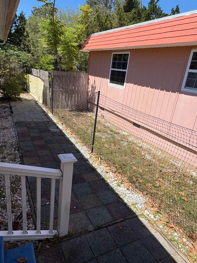 Photo - 892 Palermo Rd