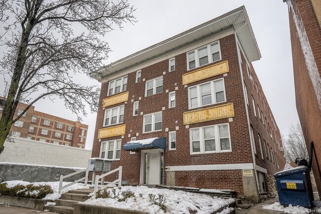 Photo - 3721 Broadway