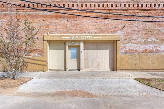 Building Photo - 212 Bolivar St Unit 201