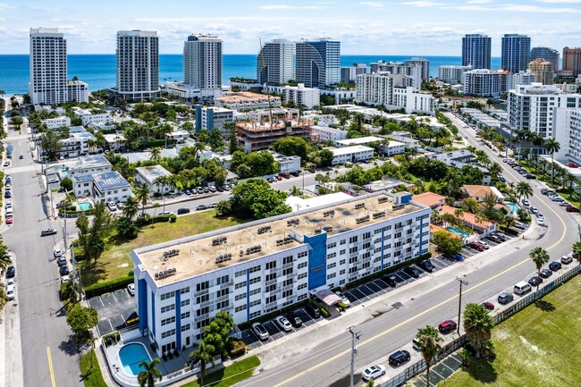 Building Photo - 550 Bayshore Dr Unit 506 Rental