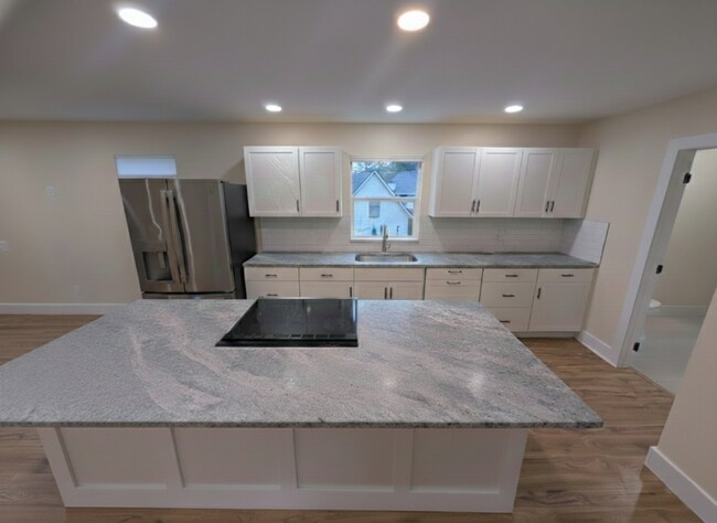 Photo - 372 Cumberland Trail