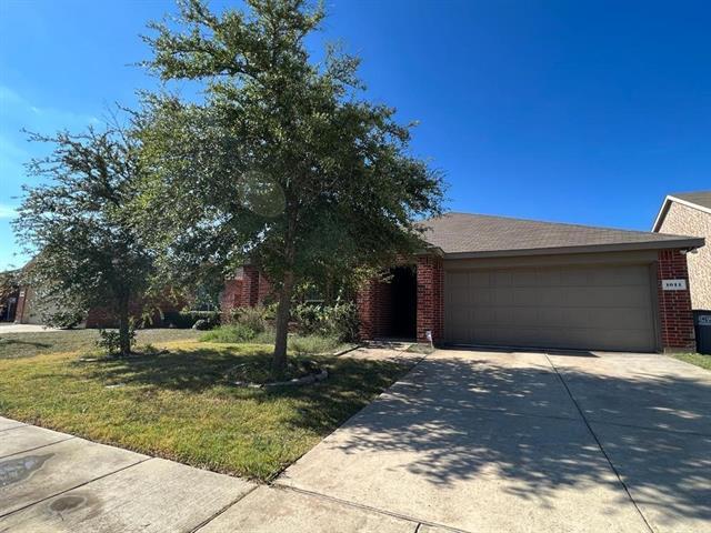 Building Photo - 1011 Meadow Green Ct
