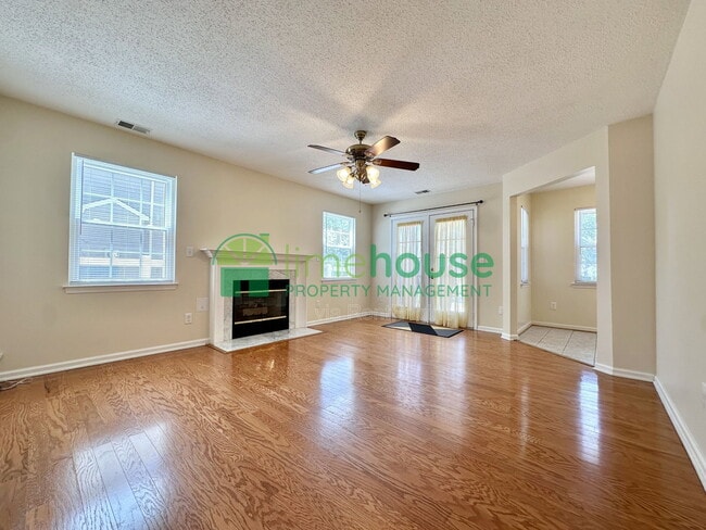 Photo - 3097 Polk Dr