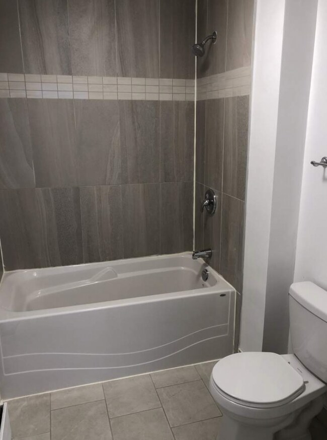 Photo - 379 Cooper St Unit 9