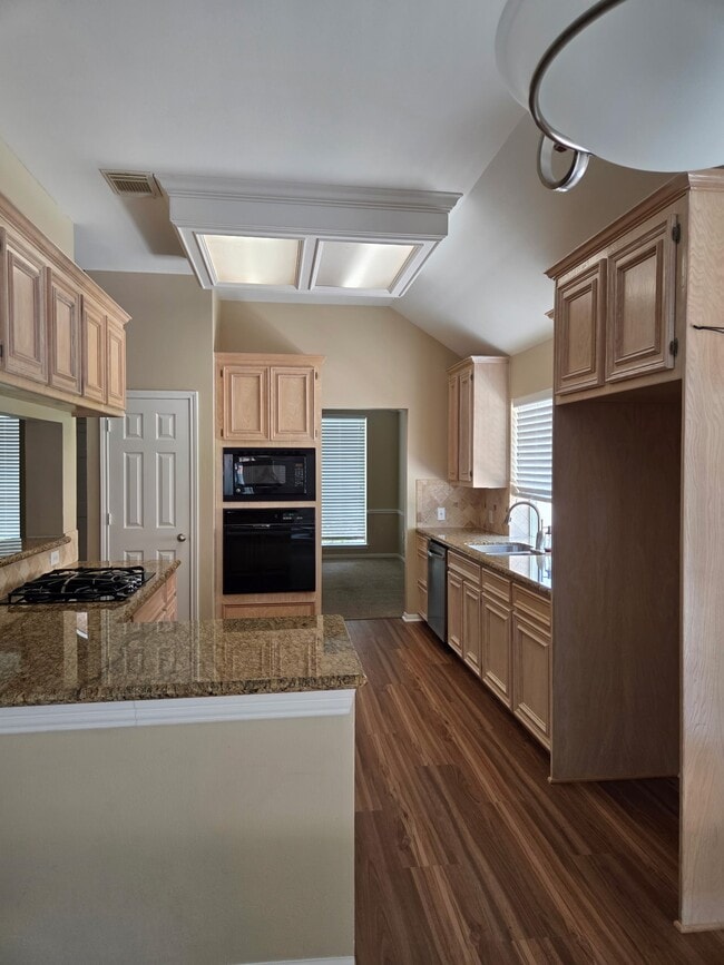 Photo - 106 Palm Castle Ct