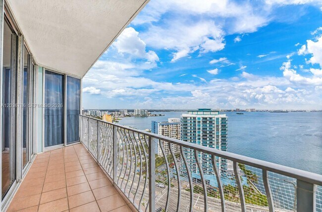 Photo - 7601 E Treasure Dr Unit PH216