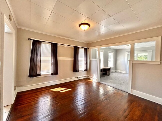 Photo - 39 Iona Ave Unit #2