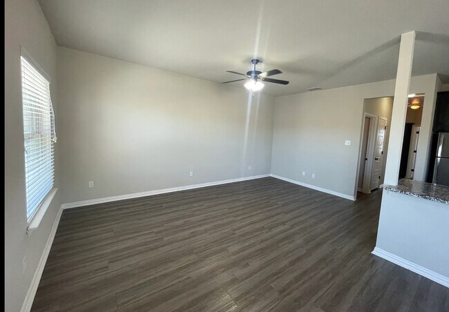 Photo - 8605 Ellis Dr