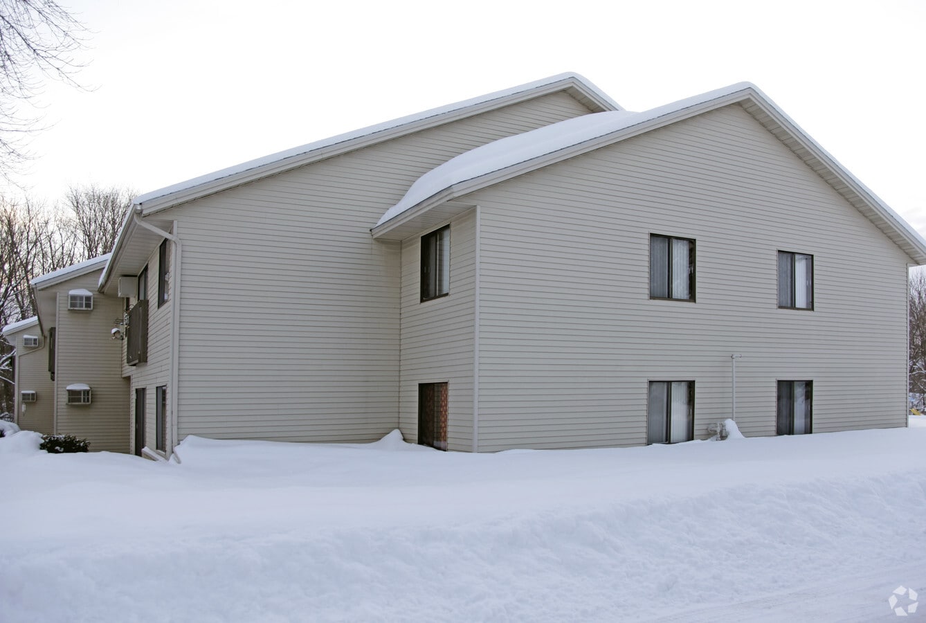 Photo - Creekside Apartments