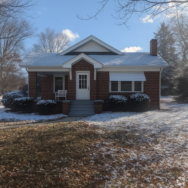Building Photo - 3 bedroom, 1 bath house in Burlington